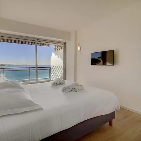 UPSTAYS Terrace Lerins View 55m2 Apartment * Cannes