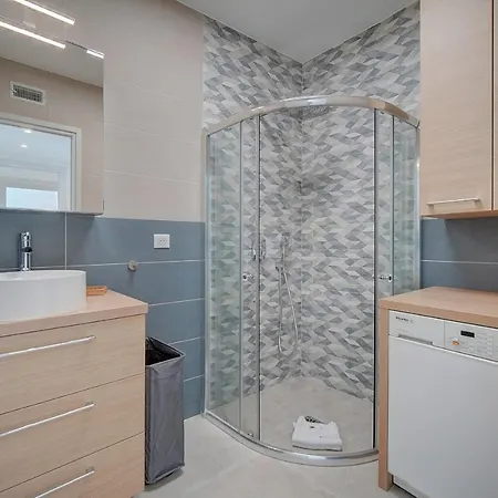 Immogroom- Incredible View -4- Big Terrace - Ac - Parking Apartment *