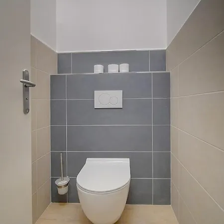 UPSTAYS Terrace Lerins View 55m2 Apartment *
